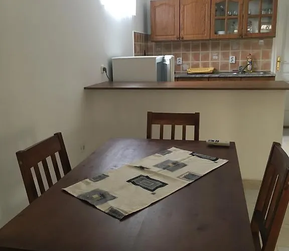 Apartament Naphaz *